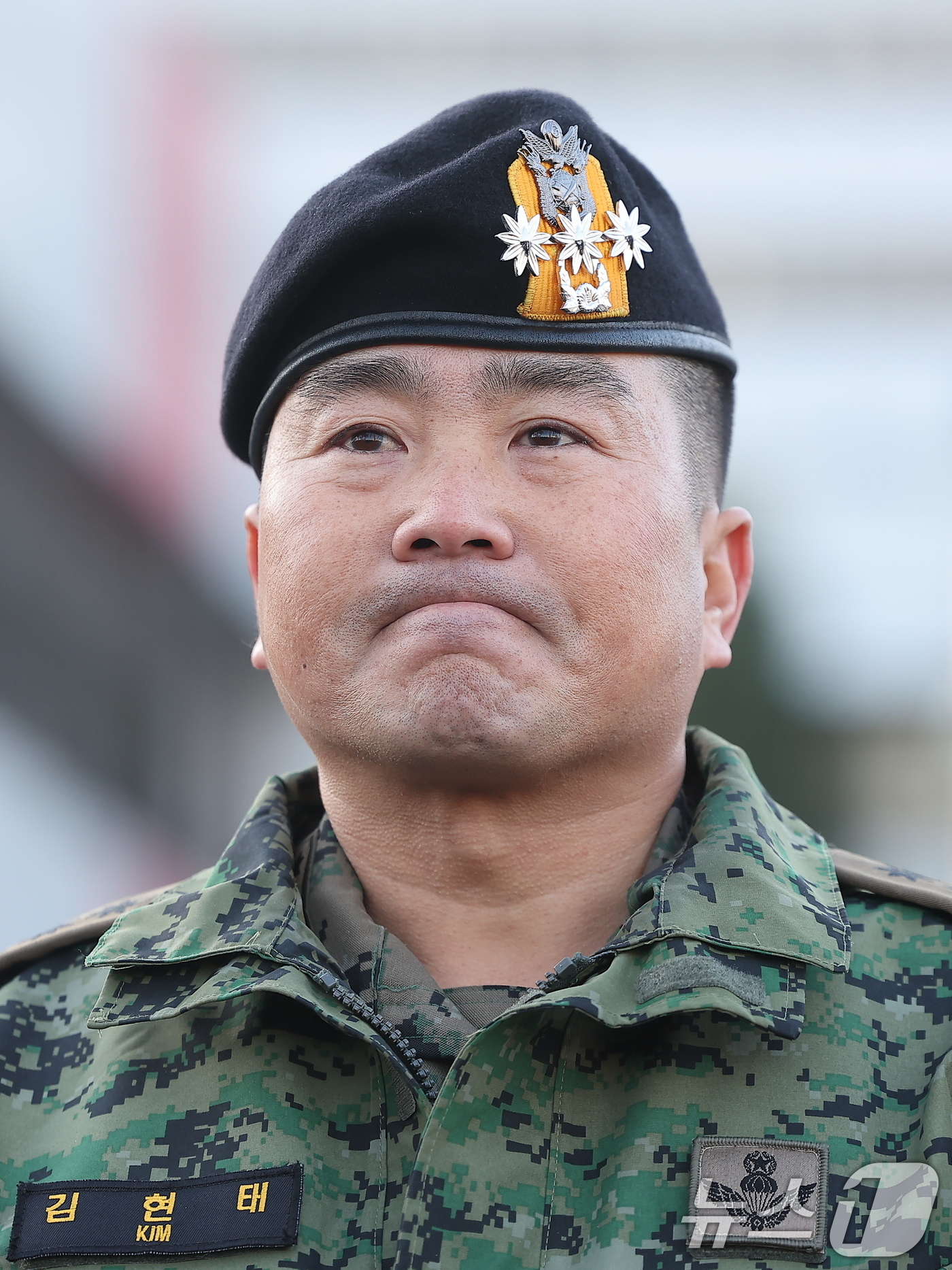 (서울=뉴스1) 김진환 기자 = 김현태 특전사 제707특수임무단 단장이 9일 오전 서울 용산 대통령실 앞에서 기자회견을 하고 있다. 2024.12.9/뉴스1