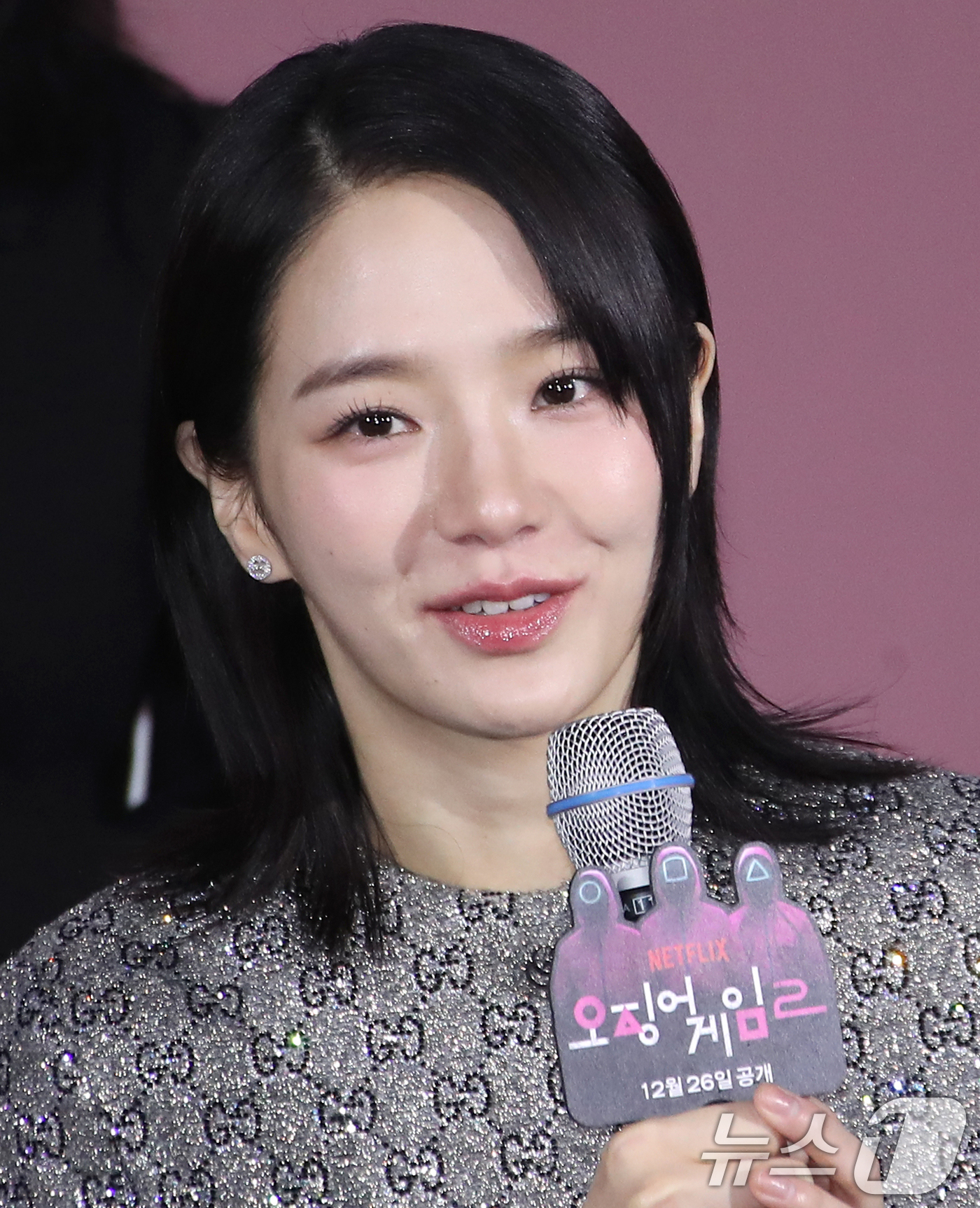(서울=뉴스1) 권현진 기자 = 배우 박규영이 9일 서울 중구 동대문디자인플라자(DDP)에서 열린 넷플릭스 오리지널 시리즈 '오징어 게임' 시즌2 제작발표회에서 인사말을 하고 있다 …