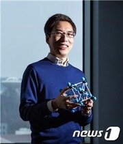 본문 이미지 - 천진우 IBS 나노의학 연구단 단장. /뉴스1