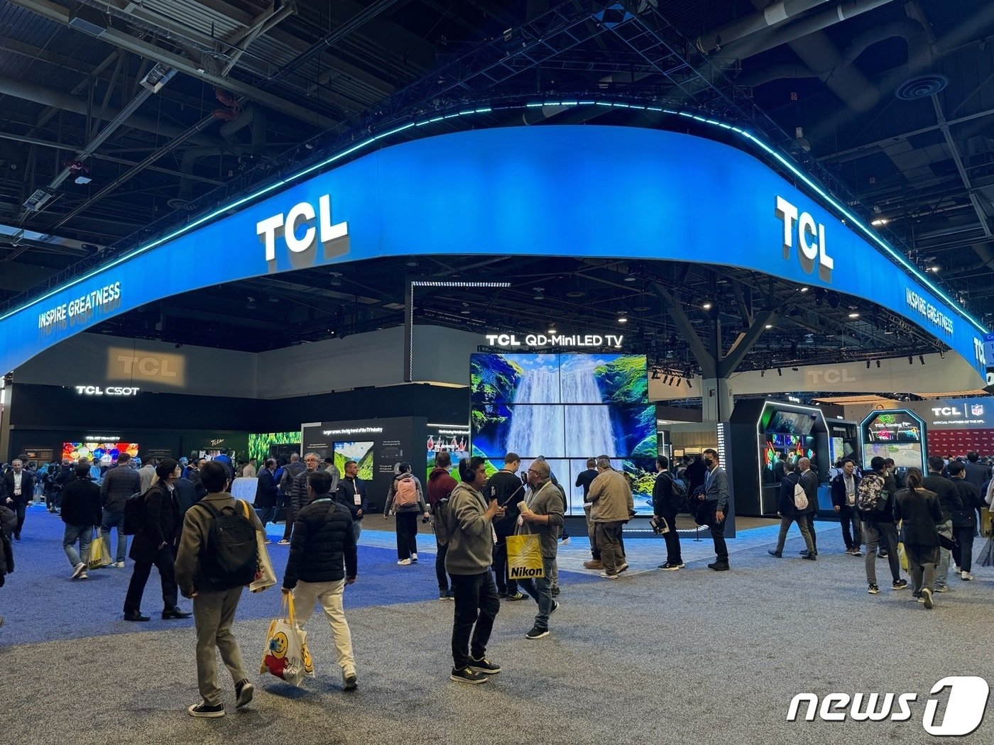  미국 라스베이거스에서 열린 세계 최대 가전·정보기술&#40;IT&#41; 박람회 &#39;CES 2024&#39;에 마련된 TCL 부스. 2024.1.10 / 뉴스1 ⓒ News1 강태우 기자