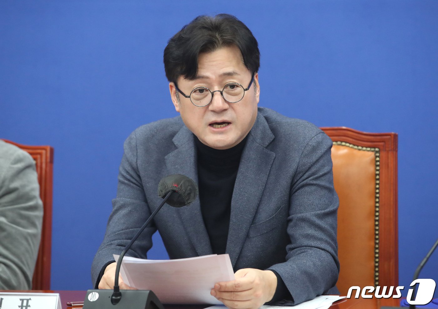 본문 이미지 - 홍익표 더불어민주당 원내대표가 15일 오전 서울 여의도 국회에서 열린 공공·필수·지역의료 살리기 TF 4차 회의에서 발언을 하고 있다. 2024.2.15/뉴스1 ⓒ News1 임세영 기자