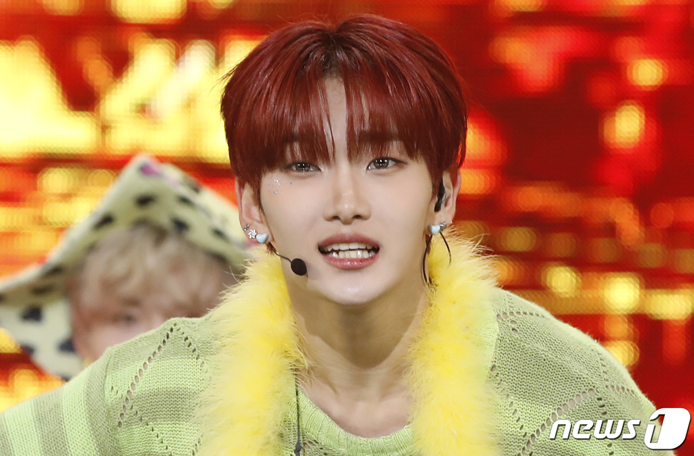 (서울=뉴스1) 권현진 기자 = 그룹 엔싸인(n.SSign) 준혁이 15일 오후 서울 마포구 SBS프리즘타워에서 가진 미니 2집 ‘해피 앤드(Happy &)’ 발매 기념 쇼케이스에 …