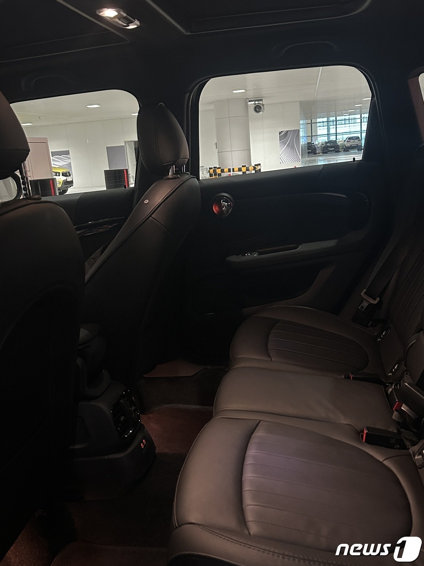 본문 이미지 - 미니 컨트리맨 JCW 2024.01.23/뉴스1 ⓒ News1 금준혁 기자