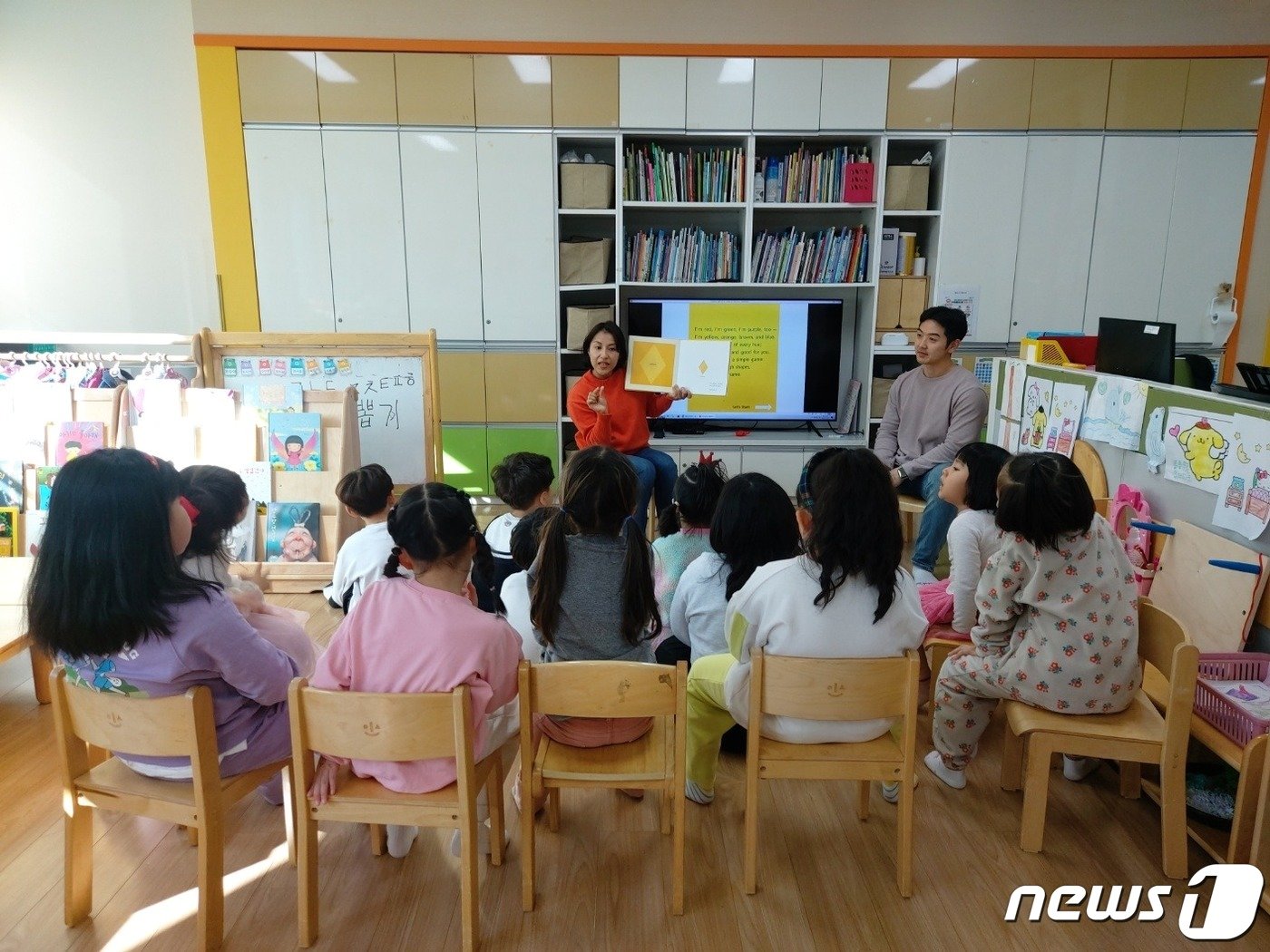 본문 이미지 - 강원 고성 거성초 원어민 수업.(학교 제공)