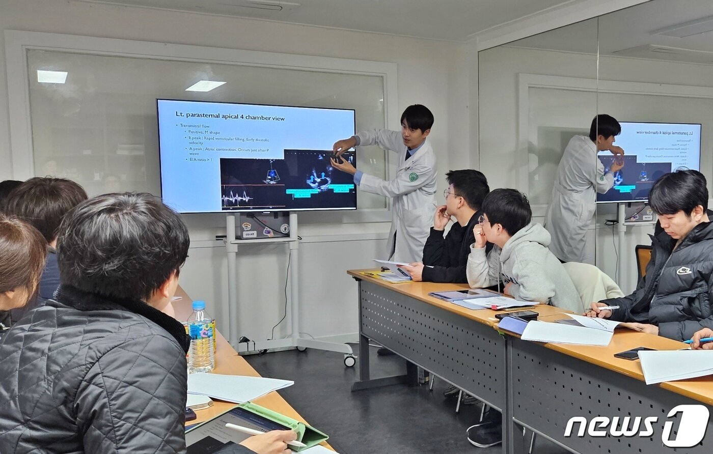 본문 이미지 - 18일 서울 강남구 코벳 서울교육센터에서는 '삼성 소노 벳 아카데미'가 열렸다. ⓒ 뉴스1 최서윤 기자