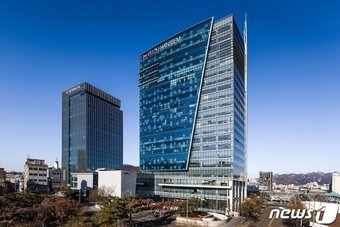 본문 이미지 -  한샘 본사 사옥 전경 (한샘 제공) ⓒ 뉴스1