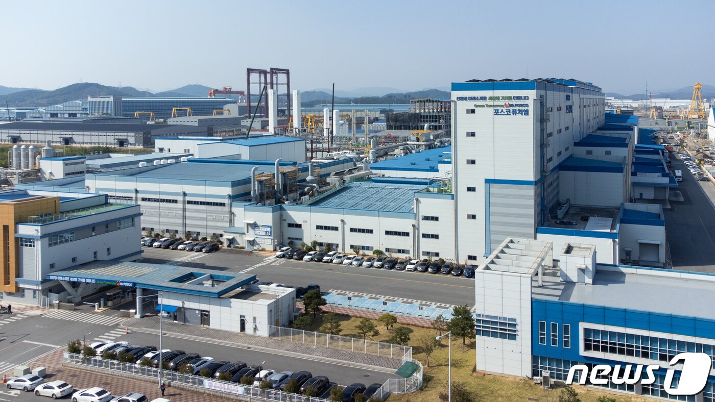 본문 이미지 - 포스코퓨처엠 광양 양극재 공장 전경(포스코퓨처엠 제공)