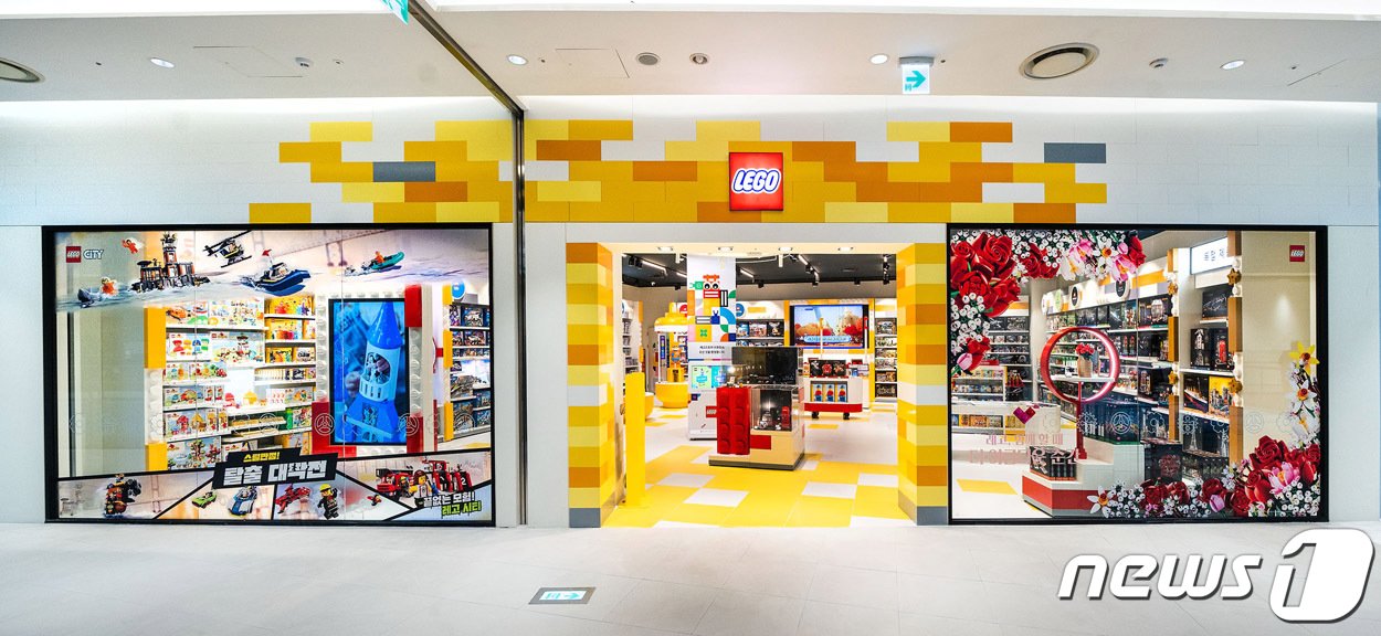 본문 이미지 -  레고스토어 수원점&#40;레고코리아 제공&#41; 