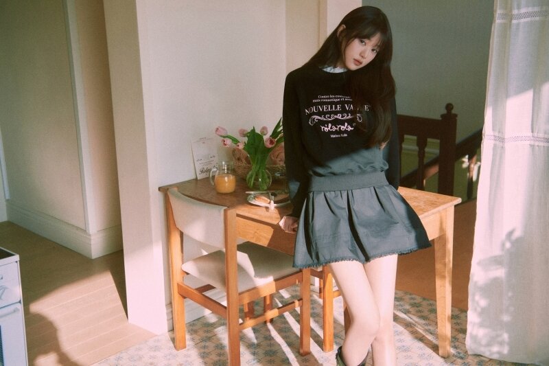 본문 이미지 - 장원영/로라로라 제공