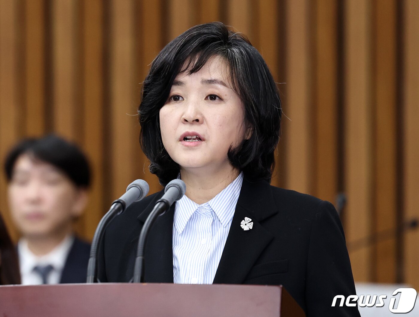 본문 이미지 - 신숙희 대법관 후보자가 27일 오전 서울 여의도 국회에서 열린 인사청문특별위원회 인사청문회에 출석해 모두발언을 하고 있다. 2024.2.27/뉴스1 ⓒ News1 구윤성 기자