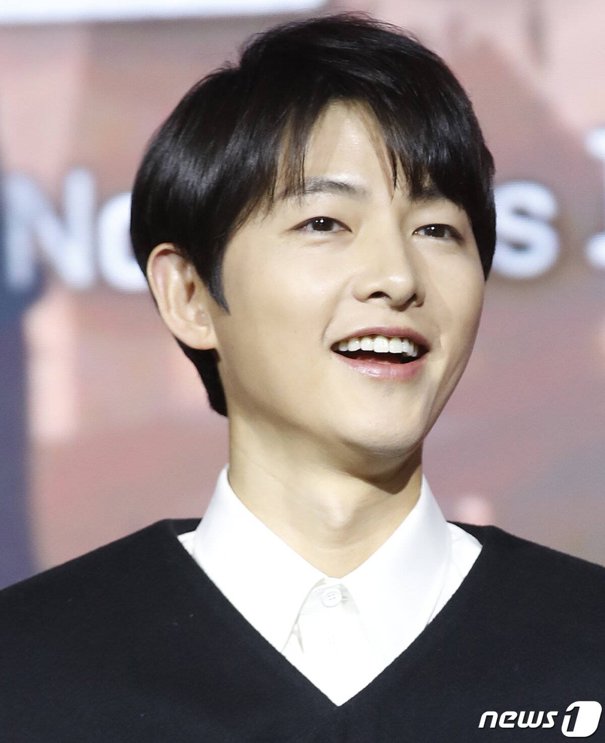 "미모 덕 봤다" 탈북자 된 송중기의 새로운 얼굴…'로기완'(종합) [N현장] 뉴스1