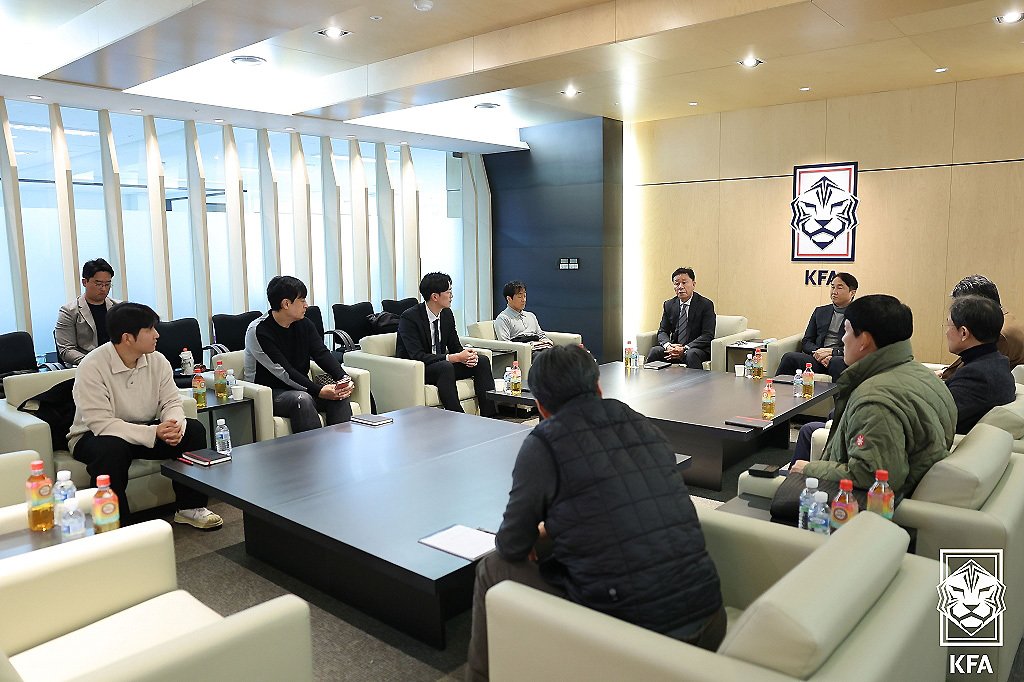 27일 서울 종로구 축구회관에서 제3차 국가대표 전력강화위원회 회의가 진행되고 있다. &#40;대한축구협회 제공&#41; 2024.2.27/뉴스1