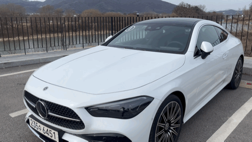 본문 이미지 - 벤츠 '디 올-뉴 CLE 450 포매틱(4MATIC) 쿠페' 시승차량. /뉴스1 ⓒ News1 배지윤 기자