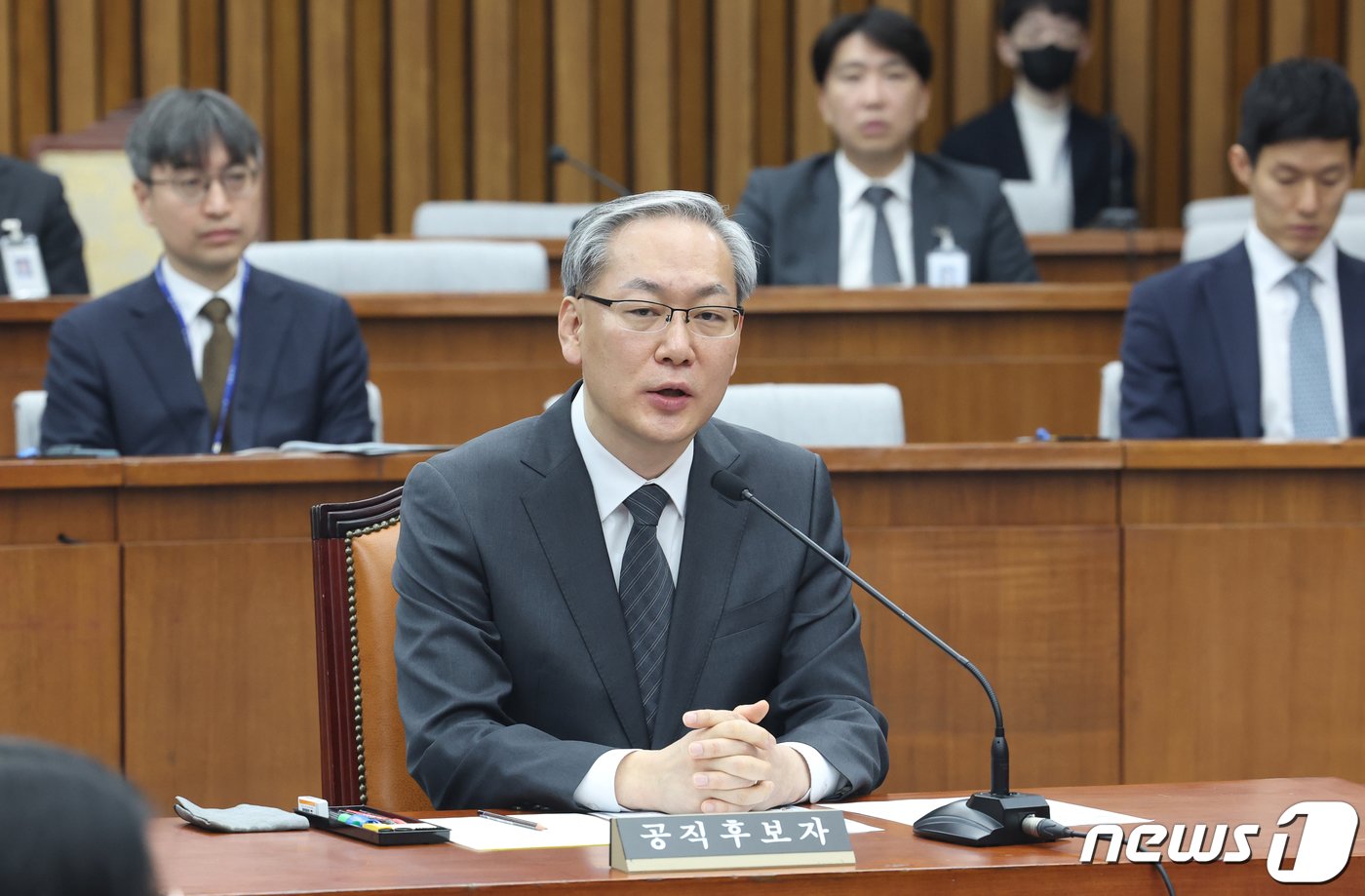 엄상필 대법관 후보자가 28일 서울 여의도 국회에서 열린 인사청문회에서 의원들의 질의에 답변하고 있다. 2024.2.28/뉴스1 ⓒ News1 송원영 기자