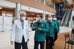 고기동 차관, 지자체 비상진료체계 점검차 천안의료원 방문
