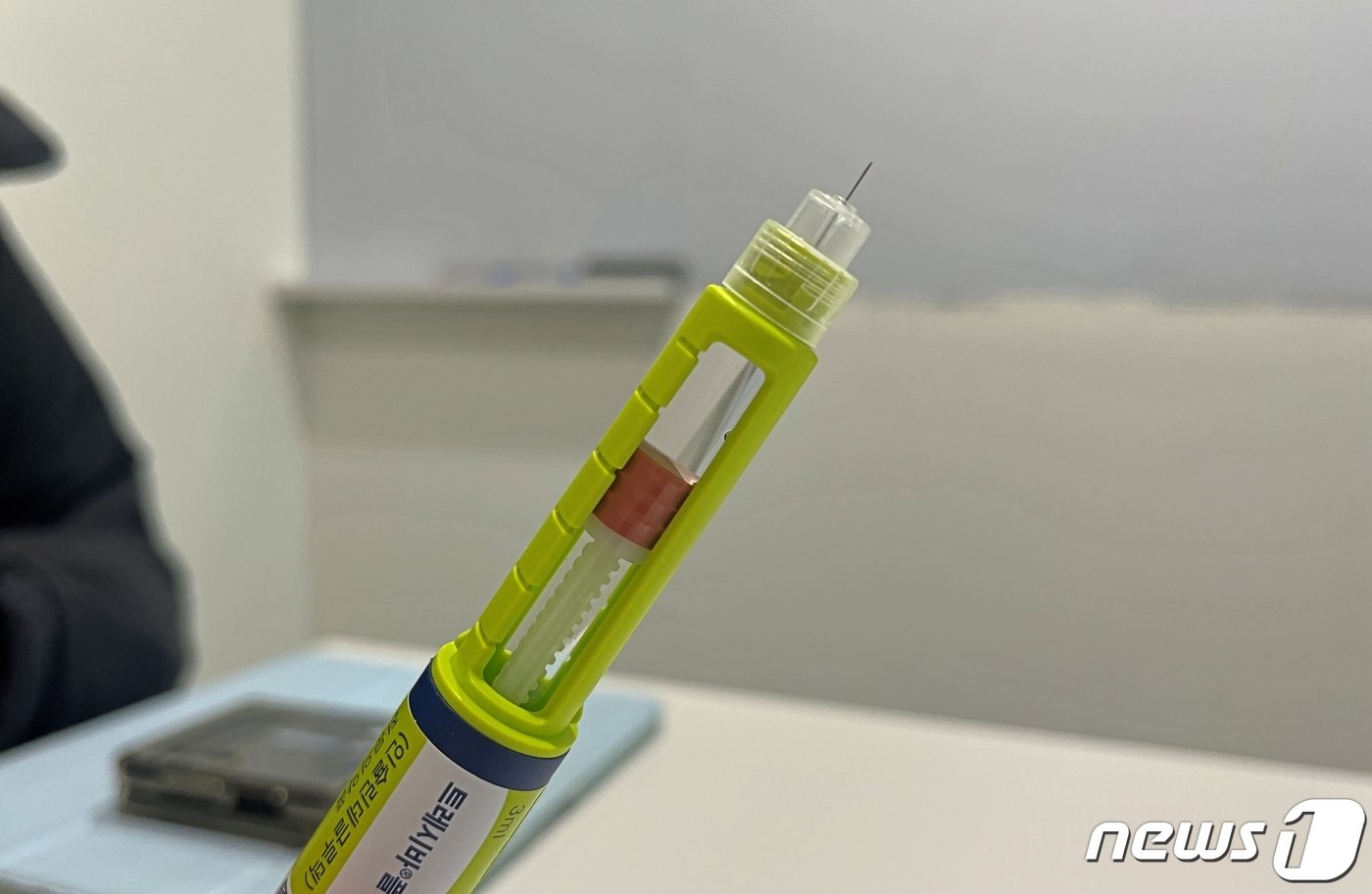 본문 이미지 - 1형 당뇨인 박경준씨가 쓰는 인슐린 주사기. / 뉴스1 ⓒ News1 박혜연 기자