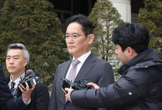 이재용, 길고 긴 '사법 족쇄'…부당합병 2심 이번주 첫 공판