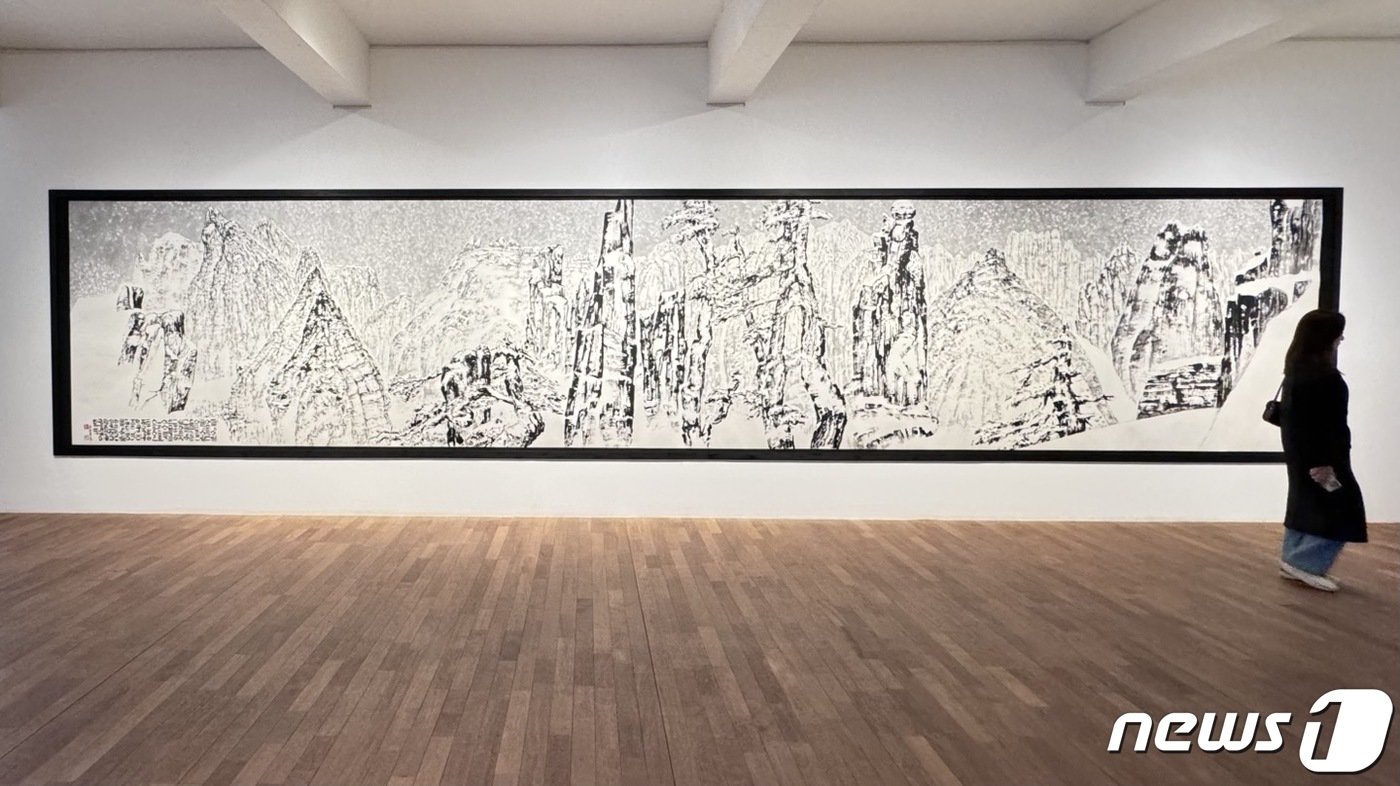 본문 이미지 - 박대성 화백 개인전 '소산비경'이 서울 종로구 가나아트센터에서 3월24일까지 열린다. 2024.2.2/뉴스1 ⓒ 뉴스1 김일창 기자 ⓒ News1 김일창 기자