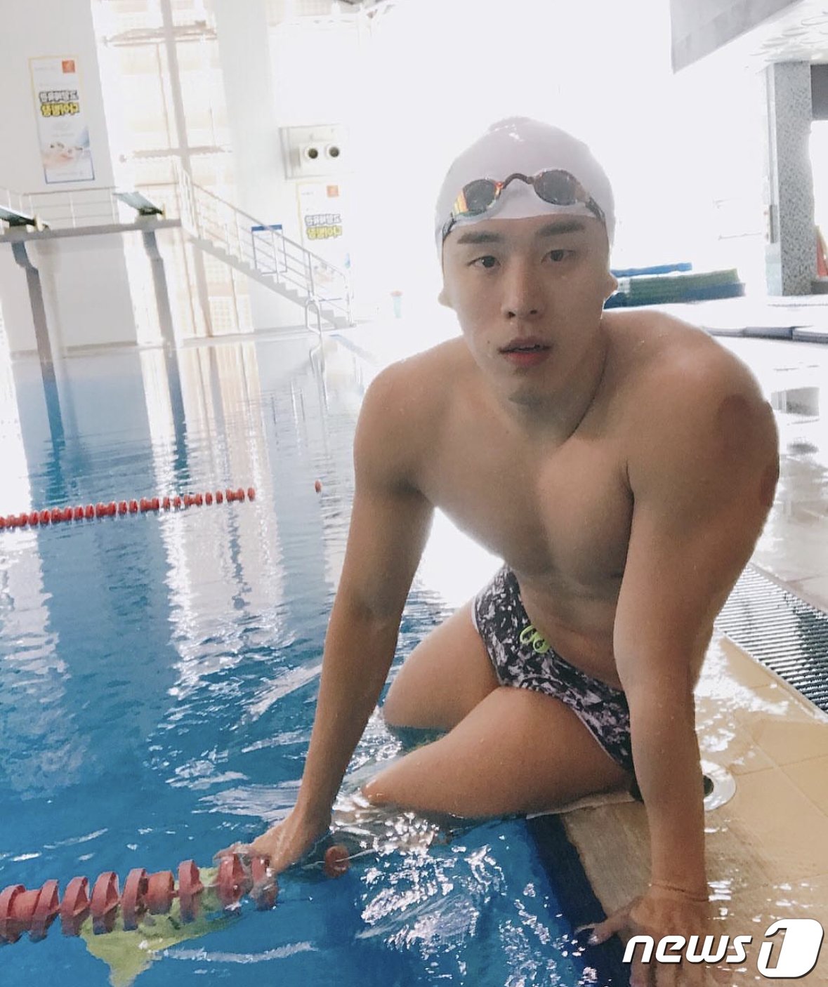 본문 이미지 - 수영 국가대표 출신의 신형수 코치. (신형수 코치 제공)