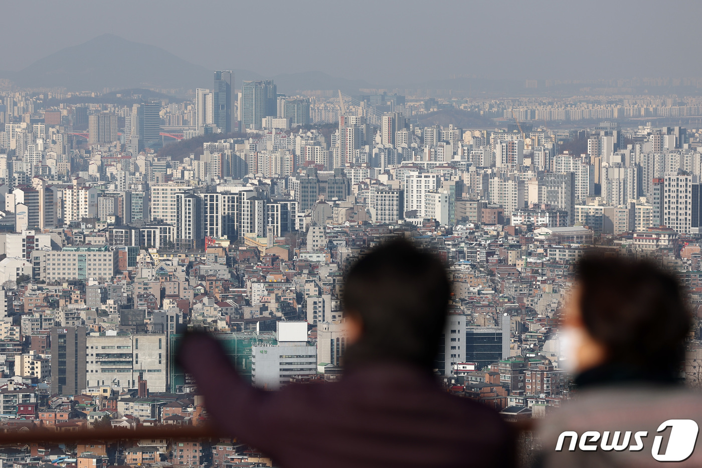 (서울=뉴스1) 신웅수 기자 = 봄 이사철이 다가오면서 서울 아파트 전세 상승폭이 확대되고 있다.한국부동산원에 따르면 이번주 서울 아파트 전세가격은 평균 0.08% 오르며 전주(0 …