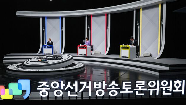 조기대선 단 한번의 정책토론회 5월2일…후보자 토론은 4회