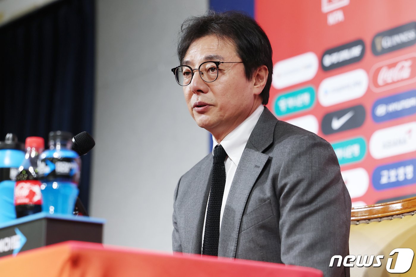 본문 이미지 - 황선홍 축구 국가대표팀 임시 감독. 2024.3.11/뉴스1 ⓒ News1 민경석 기자