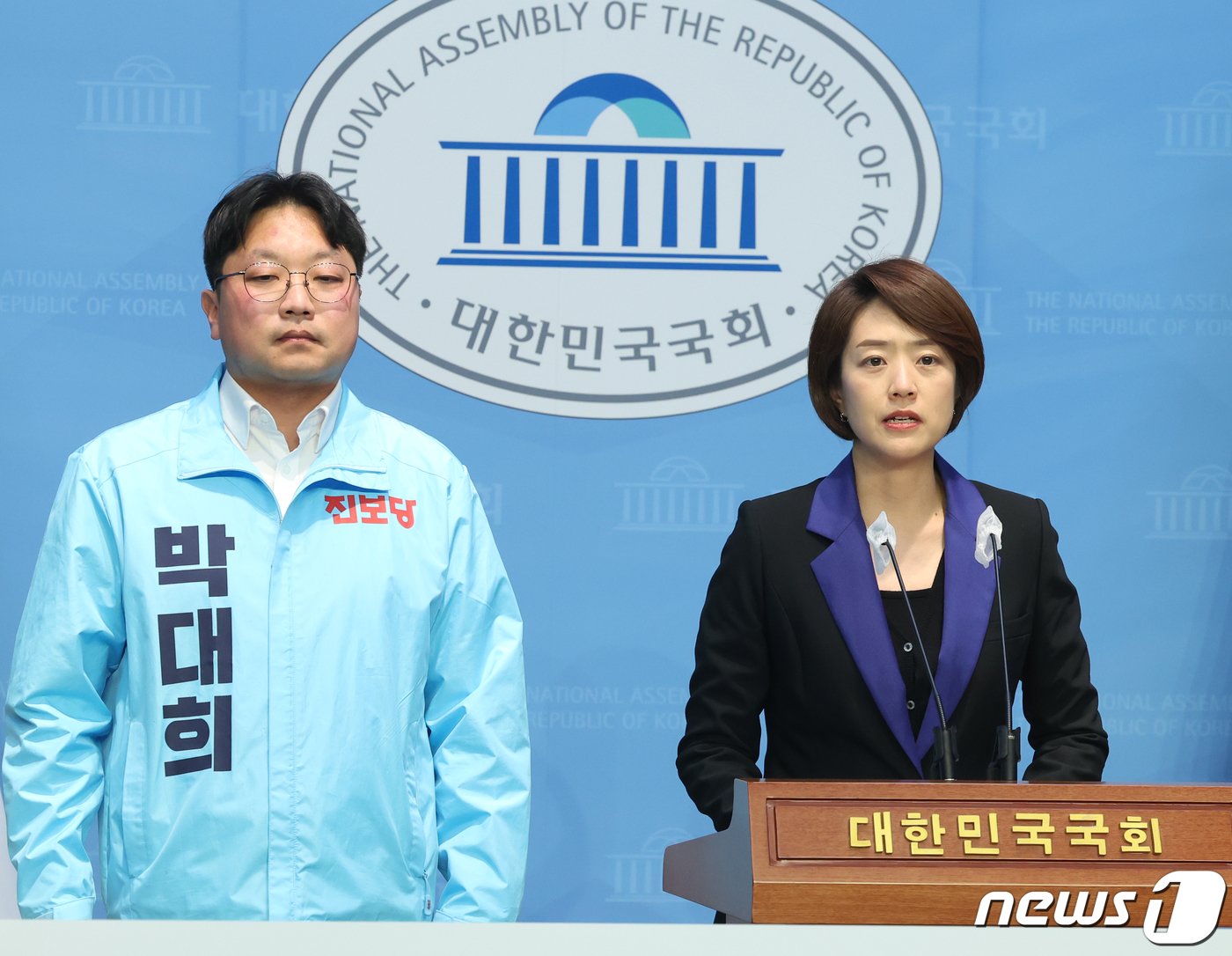 본문 이미지 - 고민정 더불어민주당 서울 광진을 후보가 14일 서울 여의도 국회에서 열린 제22대 총선 서울 광진을 박대희 진보당 후보와의 단일화 기자회견에서 발언을 하고 있다. 2024.3.14/뉴스1 ⓒ News1 송원영 기자