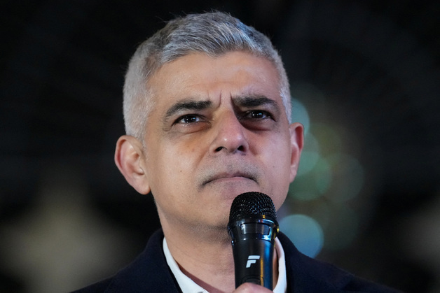 英런던시장 "트럼프, 내게 집착…다양성은 약점이 아닌 강점"