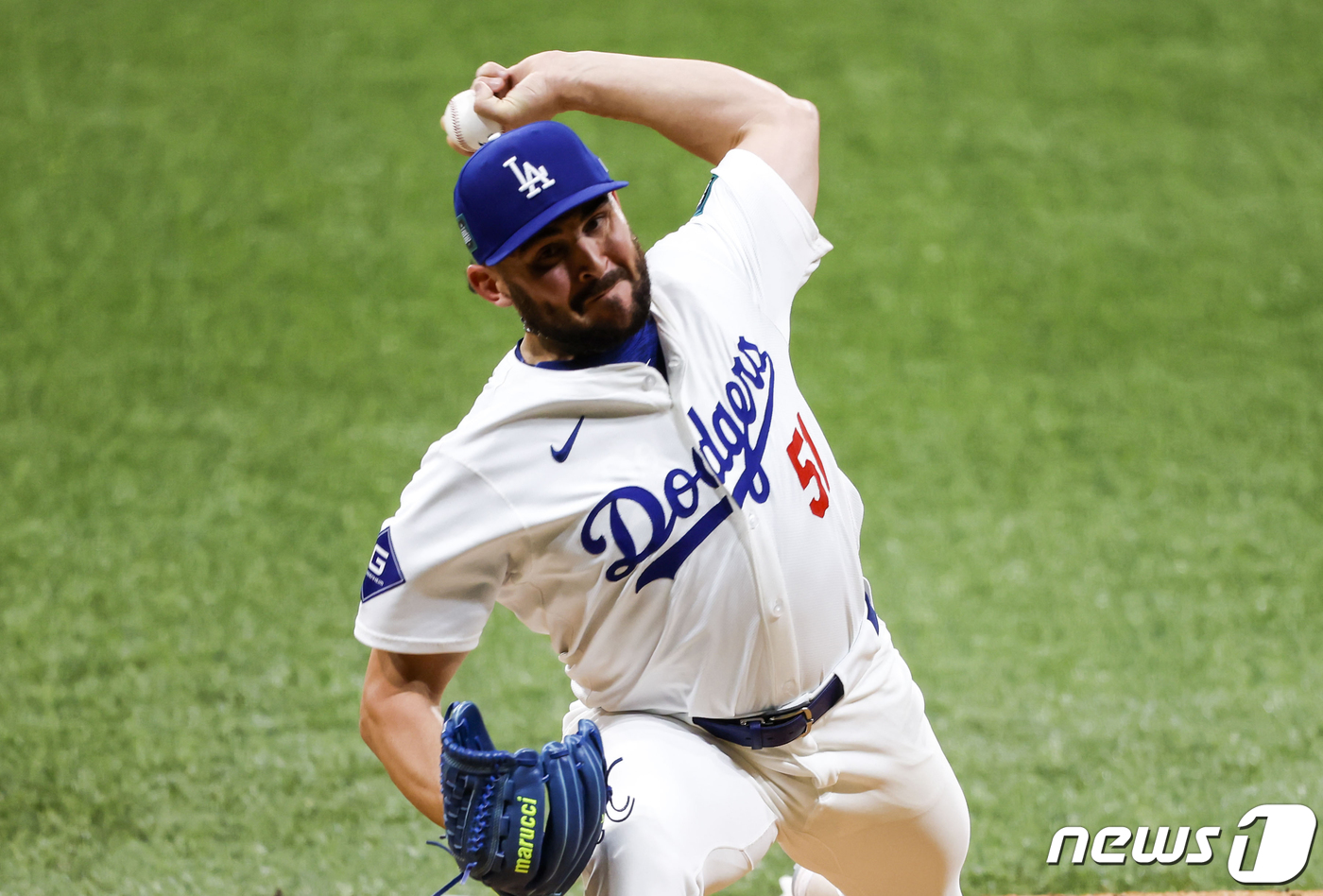 (서울=뉴스1) 김진환 기자 = 17일 서울 고척스카이돔에서 미국프로야구(MLB) 공식 개막시리즈를 앞두고 열린 로스앤젤레스(LA) 다저스 대 키움 히어로즈 연습 경기, 3회말 알 …