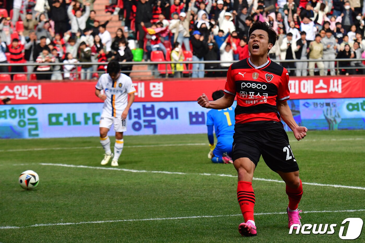 본문 이미지 - 포항 스틸러스의 정재희. /뉴스1 ⓒ News1 최창호 기자