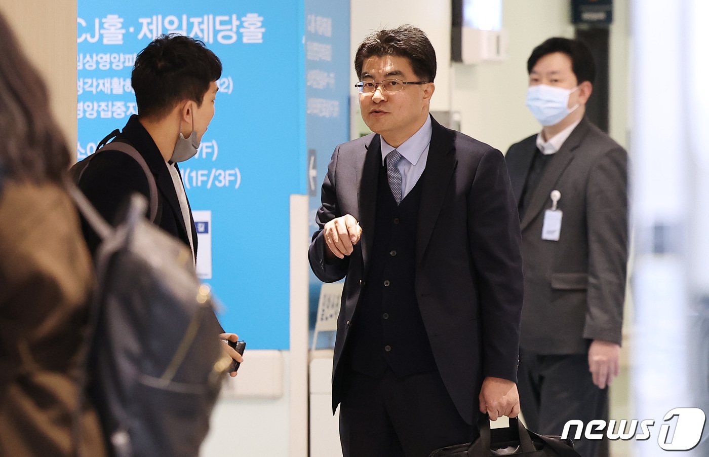 방재승 서울대학교 의과대학 교수협의회 비상대책위원장이 18일 서울 종로구 서울대학교병원 어린이병원에서 열린 비상대책위원회 총회에 참석하고 있다. 2024.3.18/뉴스1 ⓒ News1 김성진 기자