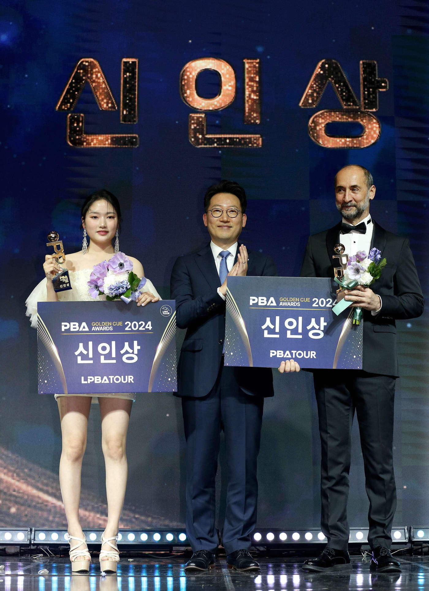 본문 이미지 -  신인상을 수상한  한지은(왼쪽)과 사이그너(오른쪽)(PBA 제공)