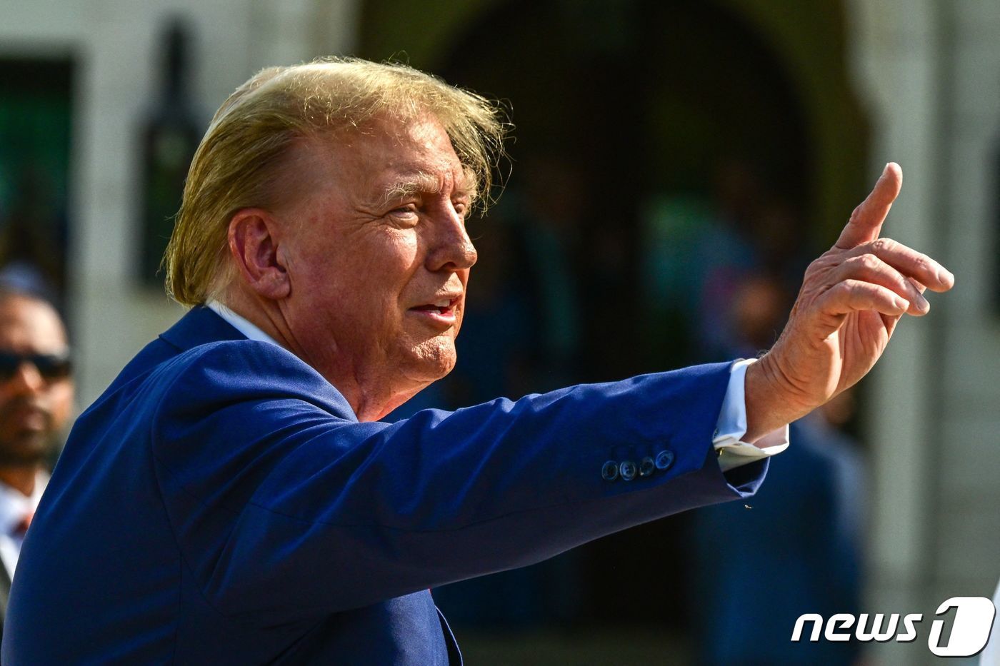 본문 이미지 - 웃고 있는 도널드 트럼프 전 미국 대통령. @AFP=뉴스1 ⓒ News1 우동명 기자