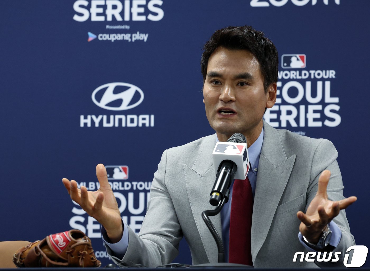 미국프로야구&#40;MLB&#41; 공식 개막 서울시리즈 1차전 시구를 맡은 박찬호가 20일 오후 서울 고척스카이돔에서 기자회견을 하고 있다. 2024.3.20/뉴스1 ⓒ News1 박정호 기자