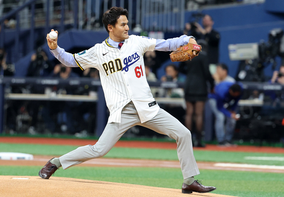 박찬호부터 손종원 셰프·프로미스나인 이채영 등 내일 '스타 시구전'