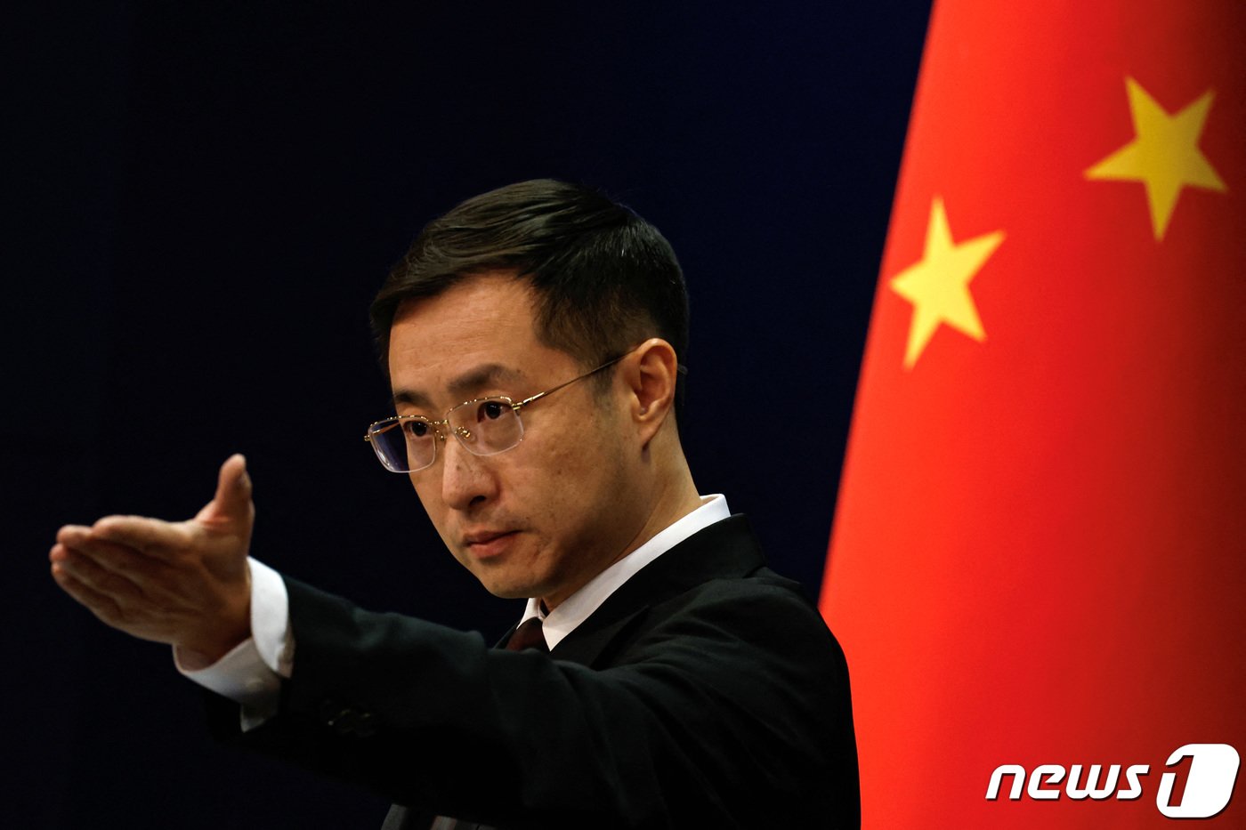 본문 이미지 - 린젠 중국 외교부 대변인. 2024.03.20 ⓒ 로이터=뉴스1 ⓒ News1 정은지 특파원