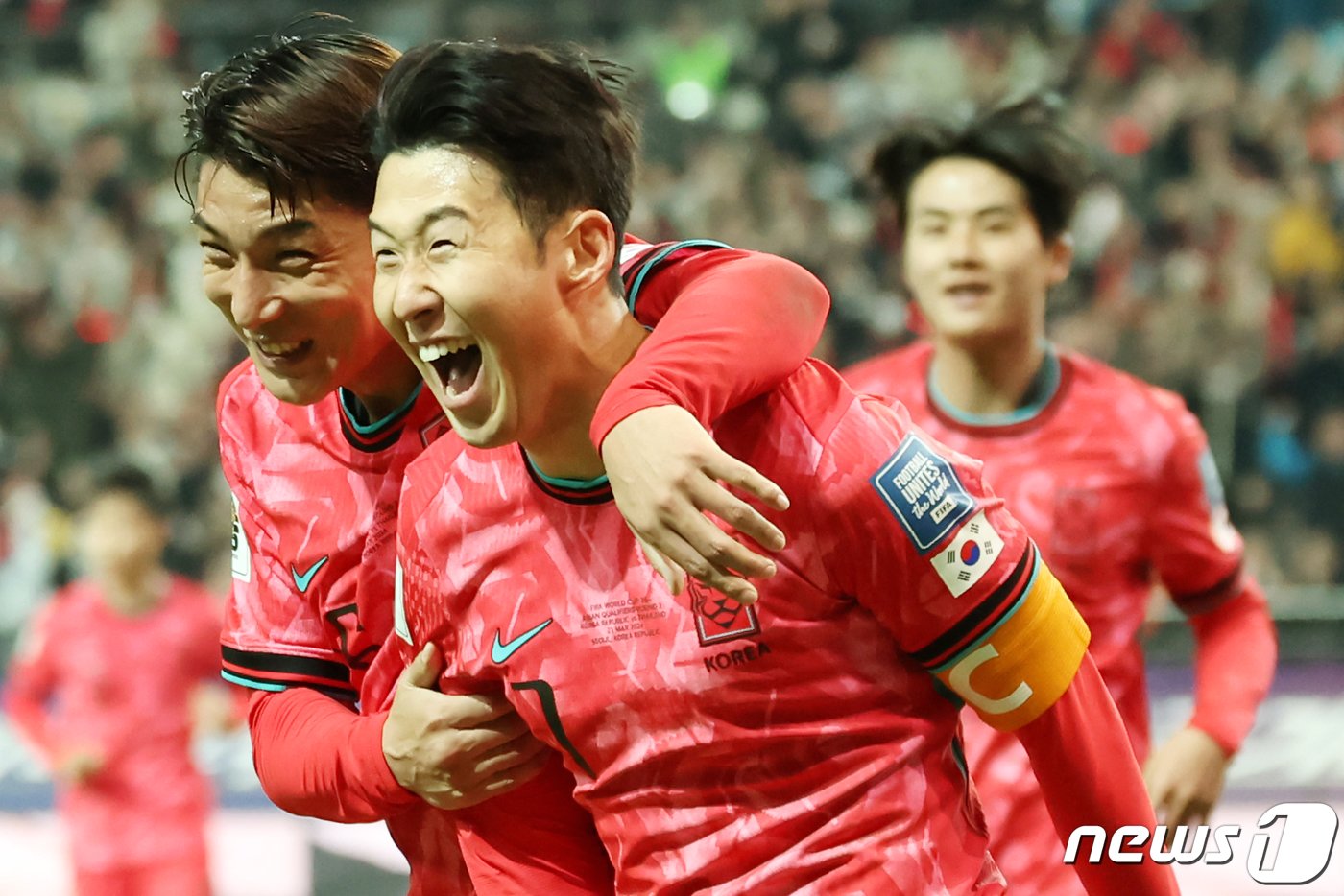 본문 이미지 - 득점 후 환하게 웃고 있는 손흥민. 2024.3.21/뉴스1 ⓒ News1 민경석 기자