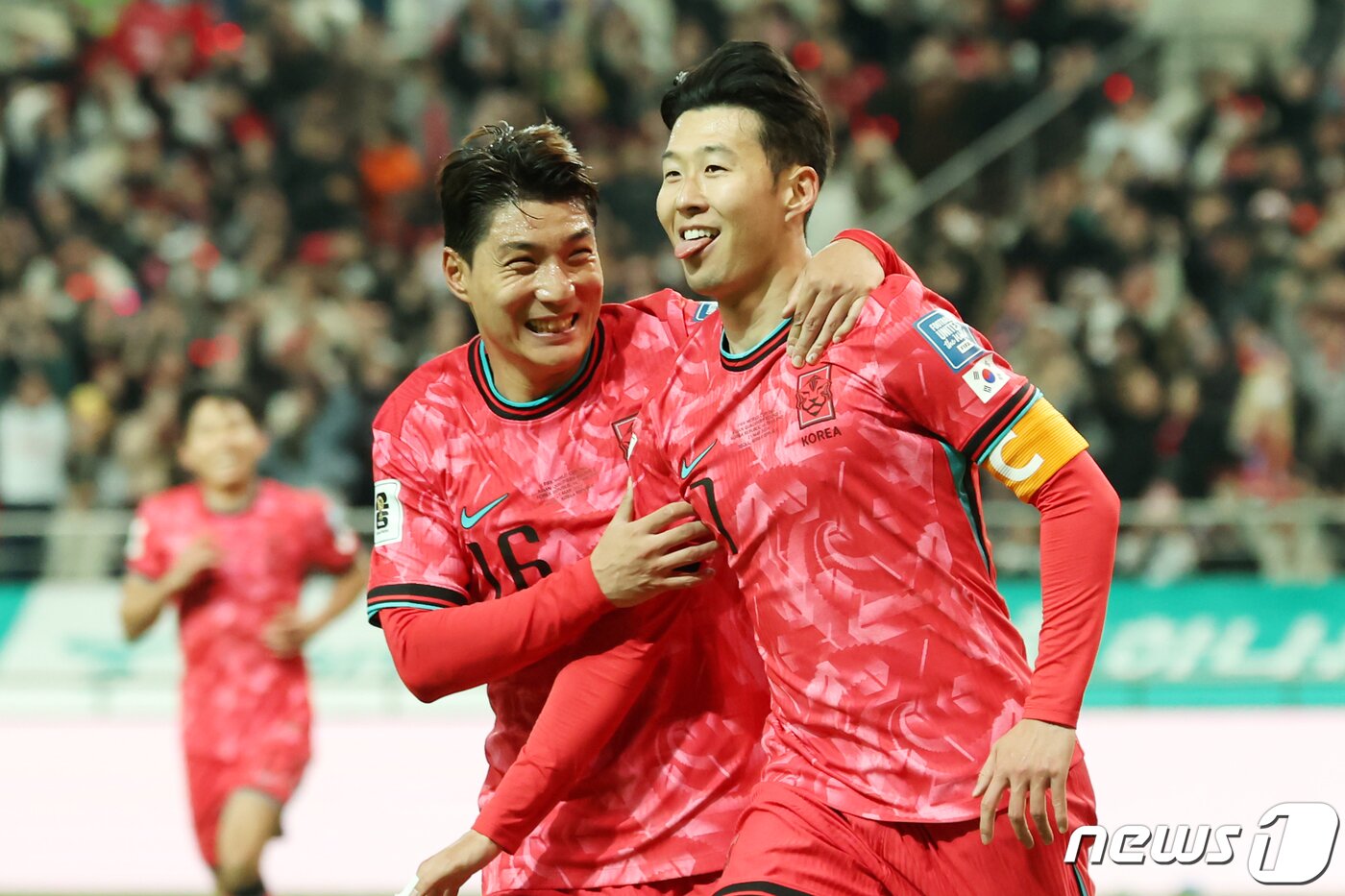 본문 이미지 - 축구대표팀의 주민규&#40;왼쪽&#41;2024.3.21/뉴스1 ⓒ News1 민경석 기자