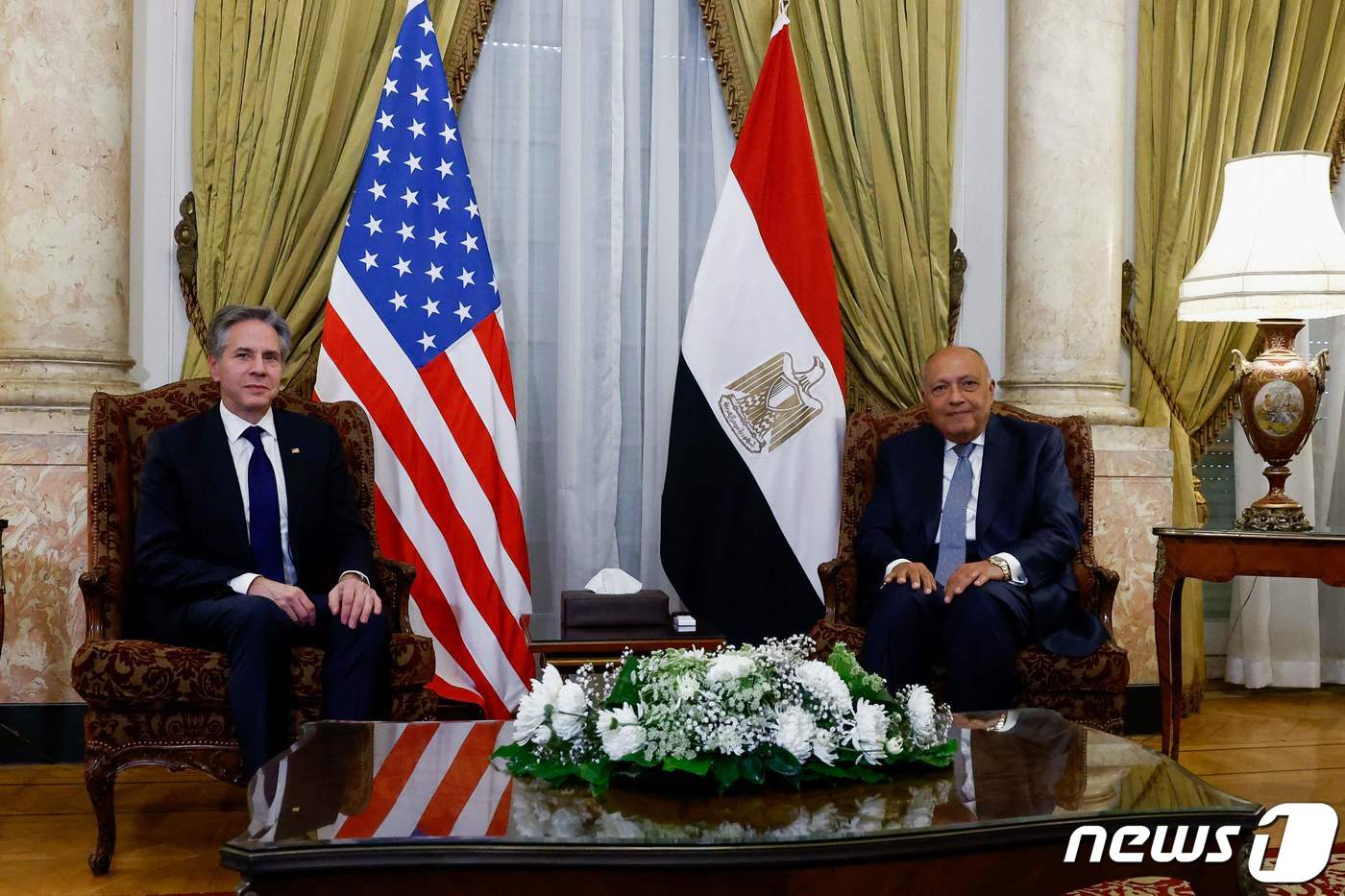 (카이로 AFP=뉴스1) 우동명 기자 = 토니 블링컨 미국 국무장관이 21일 (현지시간) 가자 지구 전쟁 발발 이후 6번째로 중동 순방 중 카이로를 방문해 샤메 슈크리 이집트 외무 …