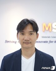 KAIST 신소재공학과 홍승범 교수