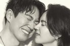 한가인&hearts;연정훈, 결혼 19년만의 커플 화보...백허그&middot;달달 눈빛 [N샷]