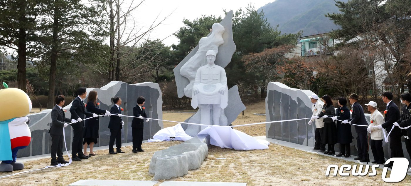 지난 3월 27일 국립대전현충원에서 열린 국군포로 추모시설 제막식.2024.3.27/뉴스1 ⓒ News1 김기남 기자