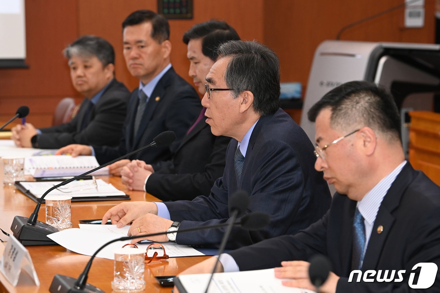 본문 이미지 - 조태열 외교부 장관이 28일 서울 종로구 외교부 청사에서 열린 방산협력 관계부처-주요 공관장 합동회의에 모두발언을 하고 있다. (공동취재) 2024.3.28/뉴스1 ⓒ News1 허경 기자