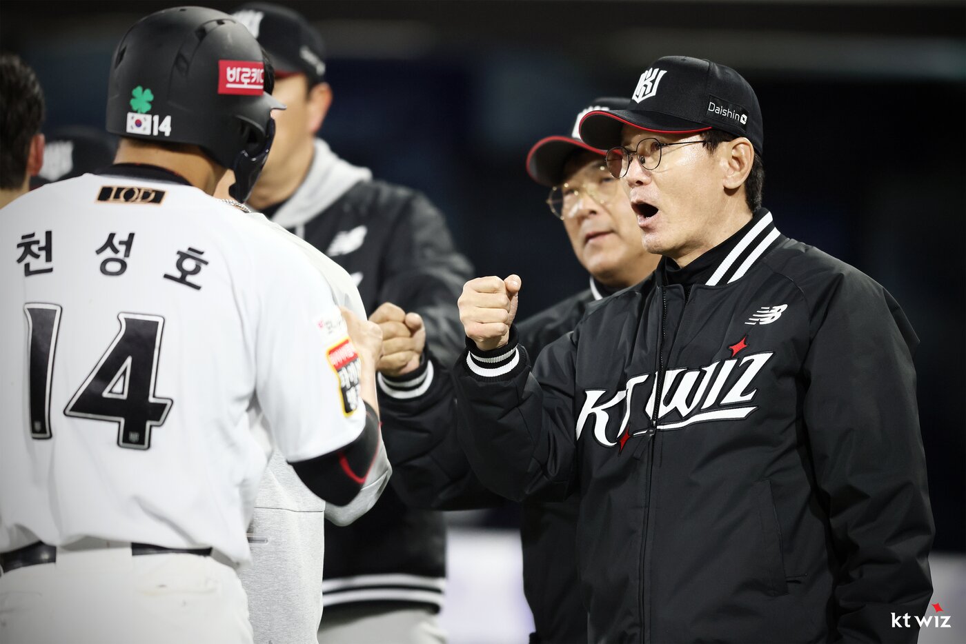 본문 이미지 - 이강철 감독의 신임을 받고 있는 천성호. (KT 제공)