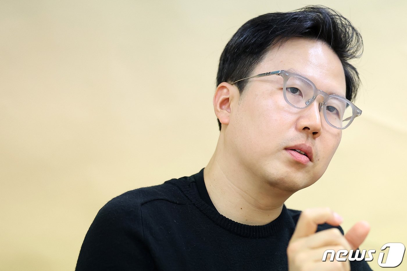 본문 이미지 - 박진수 콜로세움코퍼레이션 대표가 29일 서울 종로구 뉴스1 사무실에서 인터뷰를 하고 있다. 2024.3.29/뉴스1 ⓒ News1 김성진 기자