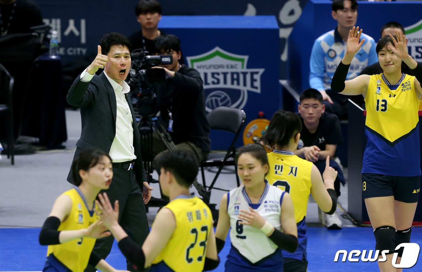 본문 이미지 - 강성현 감독과 현대건설.. /뉴스1 DB