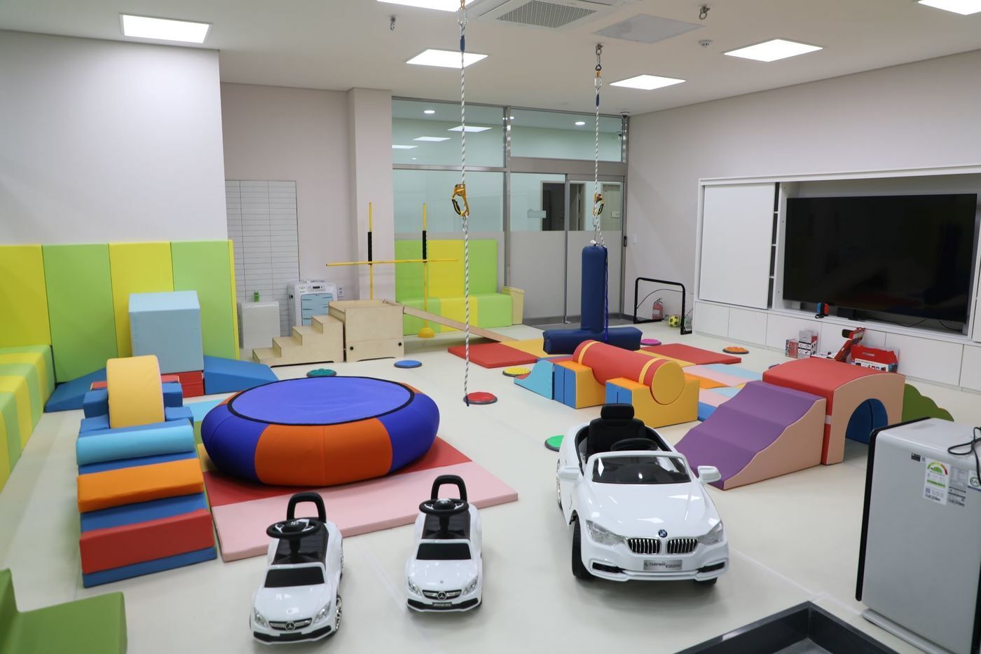 본문 이미지 - 서울가정법원이 경기 구리시에 설립한 광역면접교섭센터 '이음누리' 실내놀이공간의 모습 (서울가정법원 제공) 2024.3.6