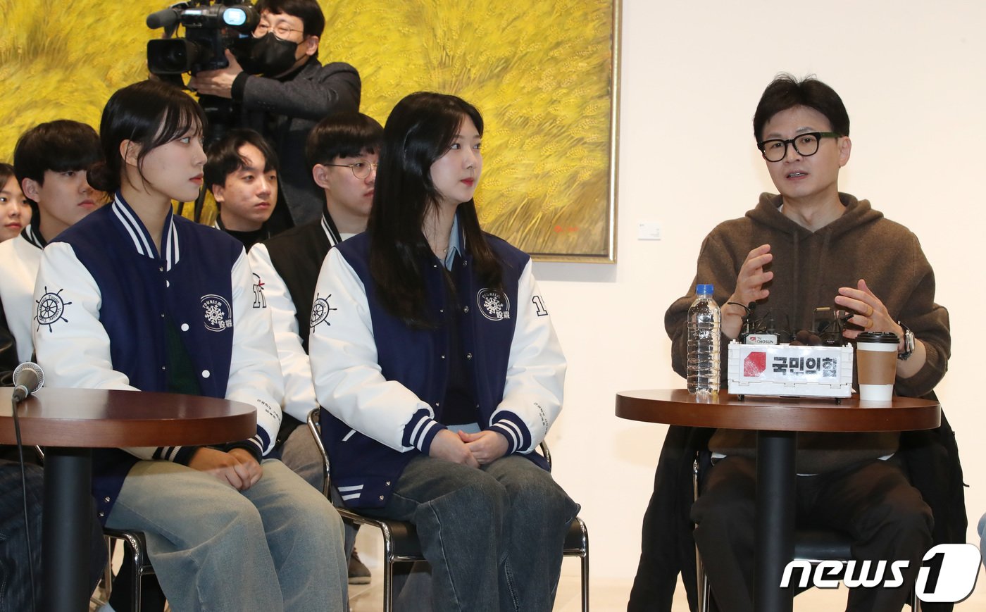 본문 이미지 - 한동훈 국민의힘 비상대책위원장이 4일 충남 천안 백석대학교 창조관에서 열린 대학생들과 간담회에서 발언하고 있다. 2024.3.4/뉴스1 ⓒ News1 김기태 기자