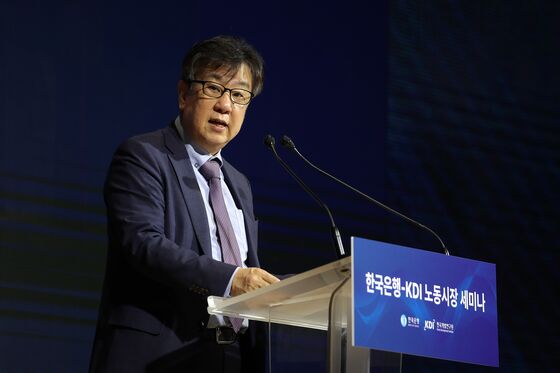 조동철 KDI 원장 "정년연장, 노동시장 이중구조 해소와 연계해야"