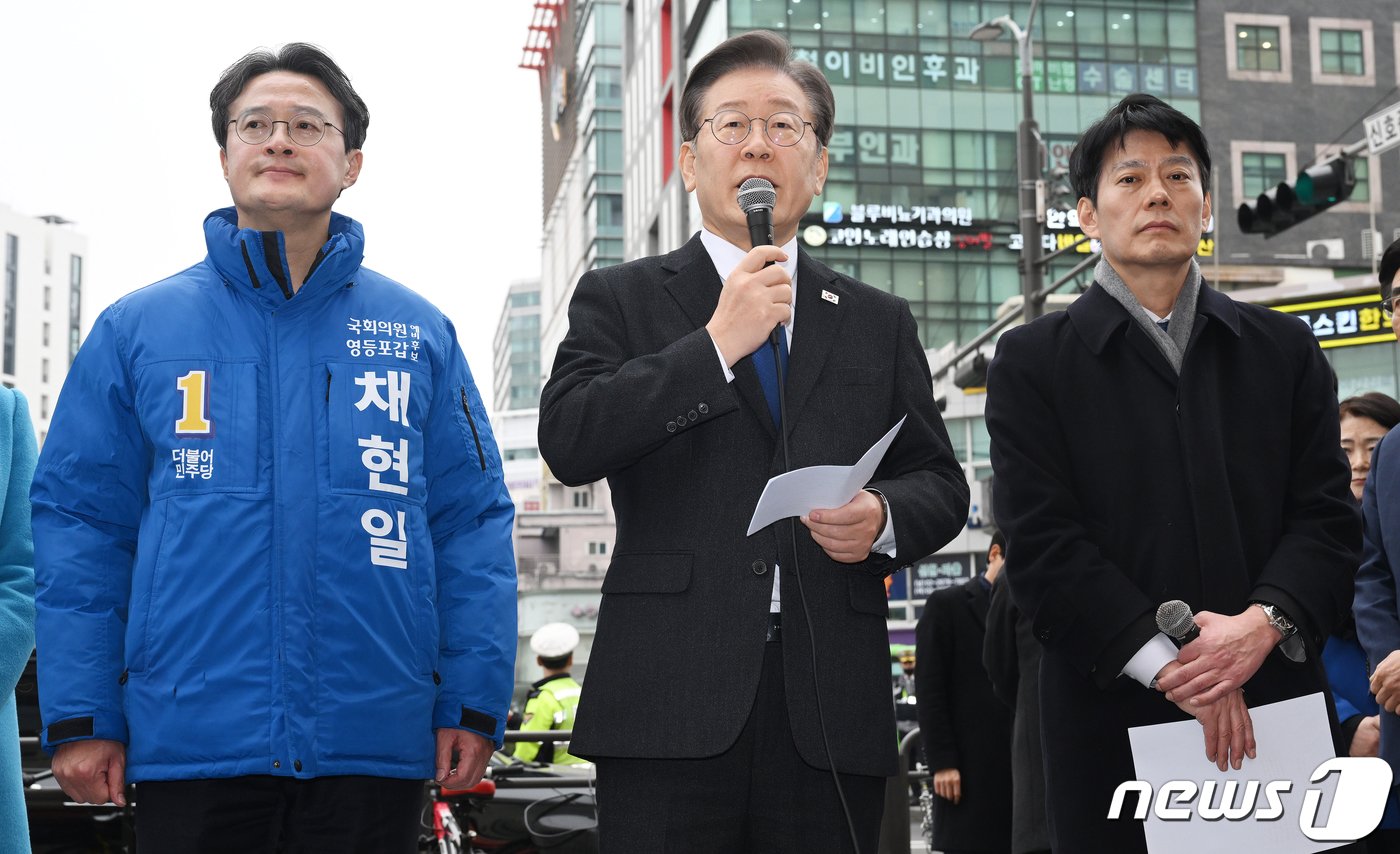 이재명 더불어민주당 대표가 5일 서울 영등포역 앞에서 긴급 현장기자회견을 하고 있다. &#40;공동취재&#41; 2024.3.5/뉴스1 ⓒ News1 ,임세영 기자